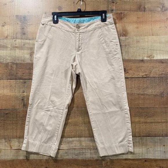 Columbia PFG Performance Fishing Gear Khaki Capris Size 8 - Picture 1 of 5